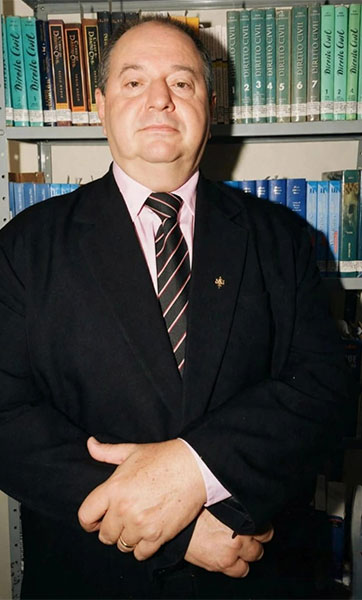 DR-EDUARDO-CURY-362X600